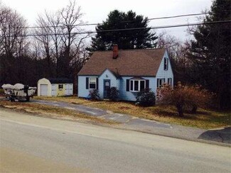 17 High St, Templeton, MA 01468