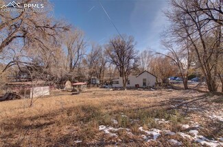 2424 Robinson St, Colorado Springs, CO 80904