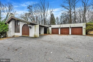 2111 Our Ln, Stevenson, MD 21153