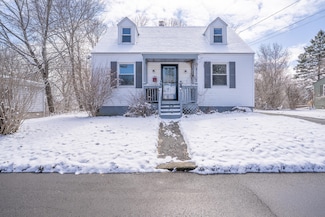 129 Crestmont Rd, Bangor, ME 04401