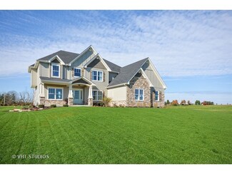 5021 Carpenter Ave, Oswego, IL 60543