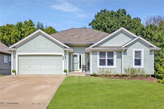9017 N Oregon Ave, Kansas City, MO 64154