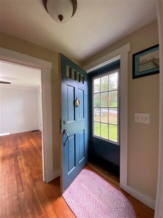 786 E Deering Rd, Deering, NH 03244