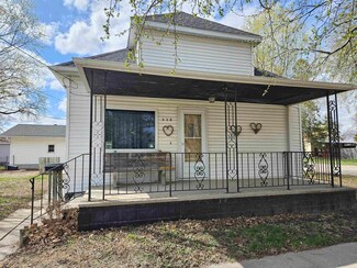 113 N Hickory St, Norfolk, NE 68701