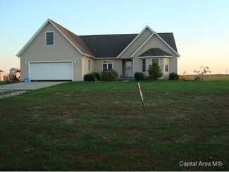 200 Timber Ridge Rd, Mechanicsburg, IL 62545