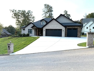 105 Top Sail Ct, Andersonville, TN 37705