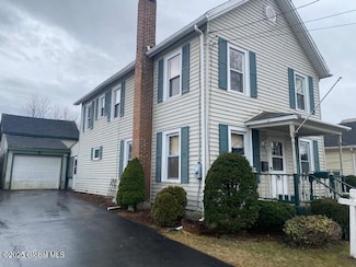 8 Carey Ave, Hoosick Falls, NY 12090