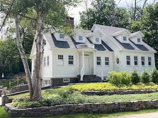 22 Colonial Ln, New Castle, NH 03854