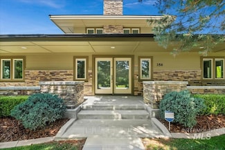 356 E Lake Briar Ln, Eagle, ID 83616