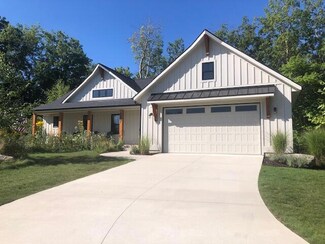 557 Artisan Row Ct Unit 24, Douglas, MI 49406