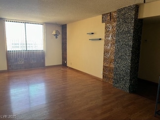 3930 University Center Dr Unit 612, Las Vegas, NV 89119