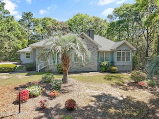 321 Heather Ct, Sunset Beach, NC 28468