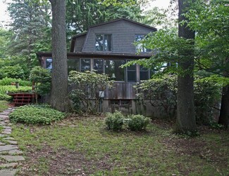 11 Red Rock Rd, Mountain Top, PA 18707