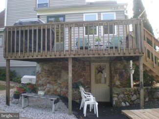 5735 Timmons Dr, Greencastle, PA 17225