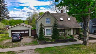 209 Bridge St, East Jordan, MI 49727