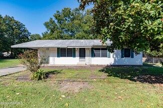 416 Caroline St, New Iberia, LA 70560