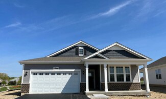2861 Harnish Dr, Algonquin, IL 60102