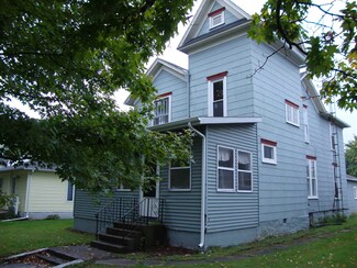 310 S Broad St, Dunkirk, IN 47336