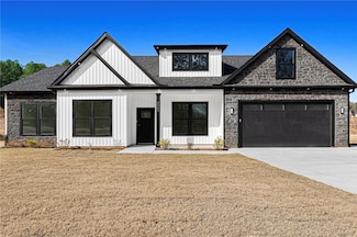 2923 Old Greenville Hwy, Central, SC 29630