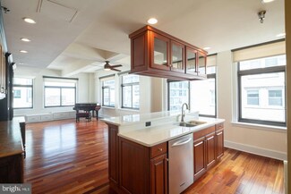 1500 Chestnut St Unit 20G, Philadelphia, PA 19102