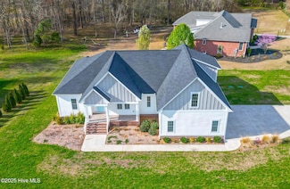 101 Yadkin Creek Ct, Hertford, NC 27944