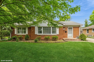 1008 N Vail Ave, Arlington Heights, IL 60004