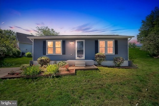 152 Oak View Dr SE, Leesburg, VA 20175