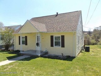 313 Crile Ln, Pearisburg, VA 24134