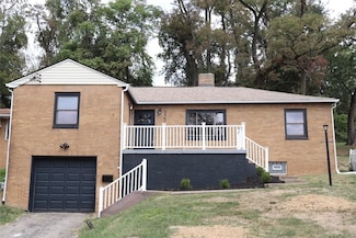 3901 Fleetwood Dr, West Mifflin, PA 15122