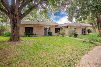 103 Catherine Cir, Victoria, TX 77901