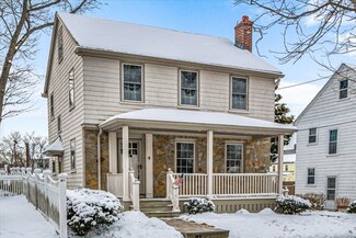 4 Newfield St, West Roxbury, MA 02132