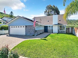 14537 High Pine St, Poway, CA 92064