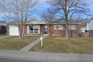 45 14th St, Wheatland, WY 82201