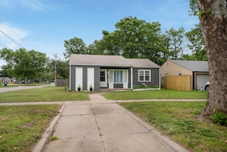2202 S Main St, Wichita, KS 67213