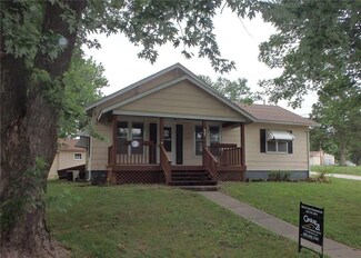 427 E Crocker St, Marceline, MO 64658