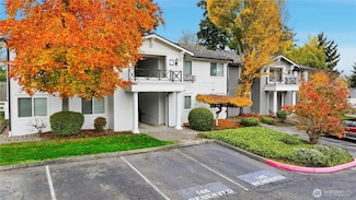 15415 35th Ave W Unit I103, Lynnwood, WA 98087