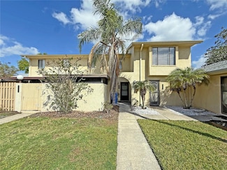 9005 Pebble Creek Dr, Tampa, FL 33647