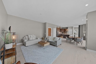 250 W Spring St Unit 413, Columbus, OH 43215