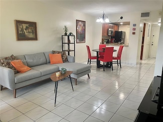 14921 SW 104th St Unit 1101, Miami, FL 33196