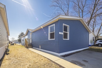 287 Park Ln, Sauk Village, IL 60411