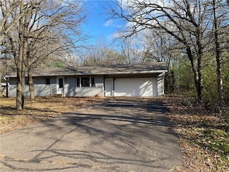 4169 112th St, Chippewa Falls, WI 54729