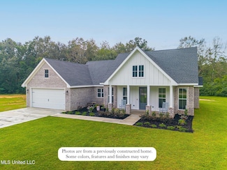 64 Clear Lake Rd, Perkinston, MS 39573