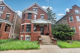 8548 S Manistee Ave, Chicago, IL 60617