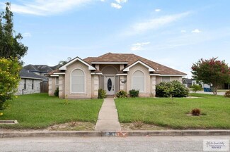 987 Paso Del Rio Dr, Brownsville, TX 78526