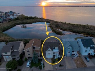 1448 S Bayview Ave, Seaside Park, NJ 08752