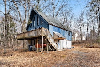 3194 Leisure Lands Rd, East Stroudsburg, PA 18302