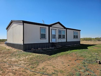 2810 Port Alto Dr, Stanton, TX 79782