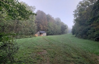 Ac M Scott Rd, Breeding, KY 42715