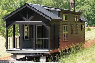 527 Saunders Rd, Franklin, NC 28734