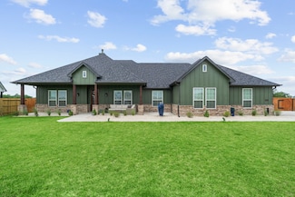 9603 Neon Moon Dr, Needville, TX 77461